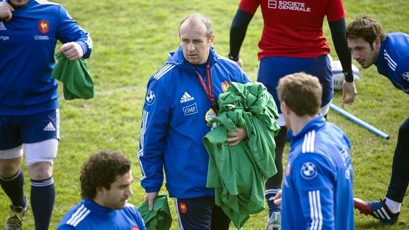 Le sélectionneur Philippe Saint-André et ses joueurs