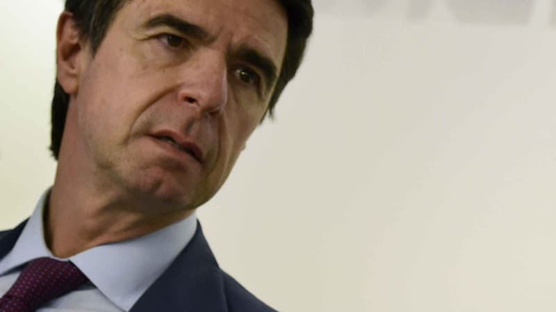 Jose Manuel Soria, le ministre espagnol de l'Industrie, lors d'un meeting à Madrid, le 25 mai 2015. (Photo d'illustration)