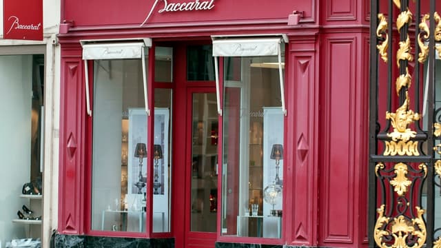 La cristallerie de luxe Baccarat devrait prochainement changer de mains.