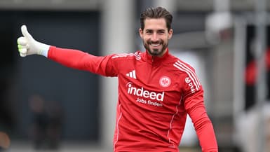Kevin Trapp à l'entraînement avec l'Eintracht Francfort, le 11 juillet 2025.