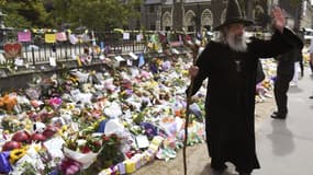 Ian Brackenbury Channell, "le sorcier" de Nouvelle-Zélande, au jardin botanique de Christchurch, le 21 mars 2019, après les massacres dans deux mosquées qui ont fait 51 morts