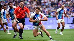 Antoine Dupont avec l'équipe de France de rugby à 7 le 27 juillet 2024