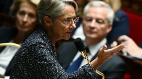 Elisabeth Borne lors d'une séance à l'Assemblée nationale de questions au gouvernement, le 18 octobre 2022