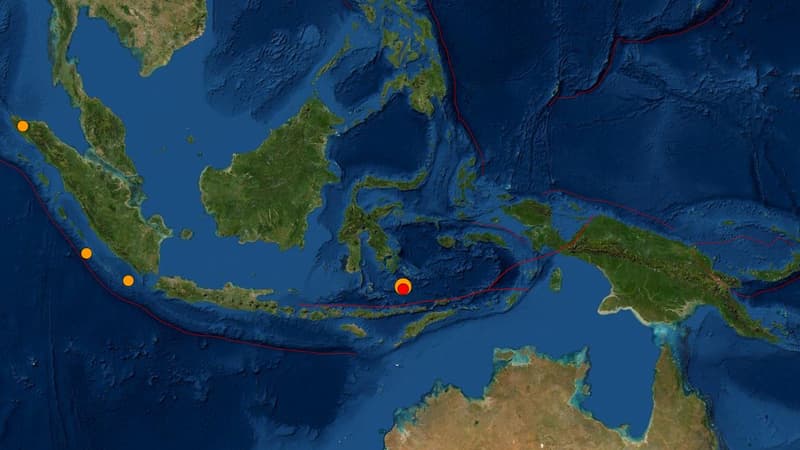 Un puissant et profond séisme de magnitude 6,9 a frappé au large dans l'est de l'Indonésie, le 21 août 2020.