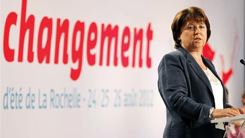 Les militants socialistes connaîtront au plus tard mardi à minuit, date limite du dépôt des motions en vue du congrès d'octobre, le nom du favori de Martine Aubry pour lui succéder à la tête du PS en octobre prochain. /Photo prise le 26 août 2012/REUTERS/