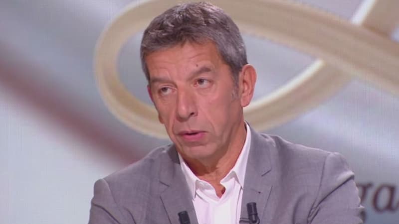 Michel Cymes sur le plateau de l'émission "Le Tube", le 23 septembre 2017
