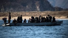 Des Nord-Coréens dans un bateau, le 9 février 2016/Image d'illustration
