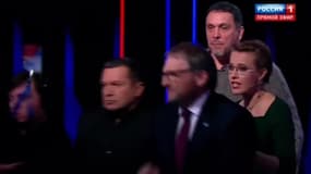 Russie: en pleine émission TV, des candidats à la présidentielle en viennent aux mains