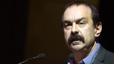 Philippe Martinez considère que les Français rejettent les programmes de la droite, que ce soit celui de François Fillon ou d'Alain Juppé