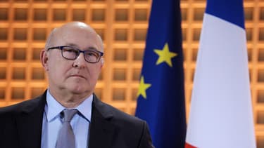 Michel Sapin ne partage pas les préconisations de Matthieu Pigasse sur la dette grecque