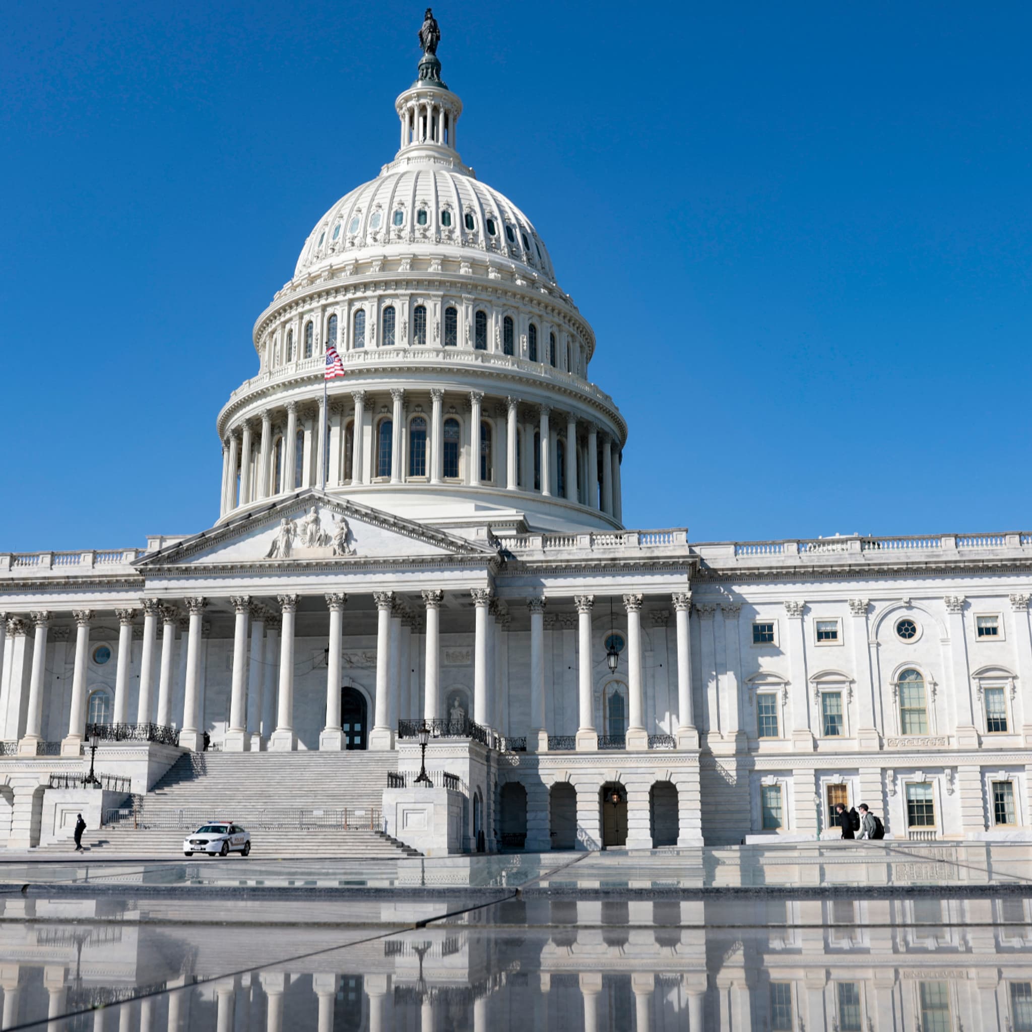 En quoi consiste le Genius Act, adopté par le Sénat américain, qui  règlemente les stablecoins?