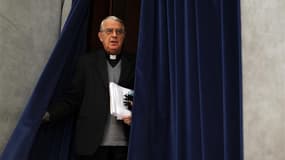 Le père Federico Lombardi, porte-parole du Vatican, dont l'éditorial hebdomadaire repris par Radio Vatican est consacré samedi au mariage. Le Vatican, réagissant aux avancées récentes des défenseurs du droit au mariage des homosexuels, s'est engagé samedi