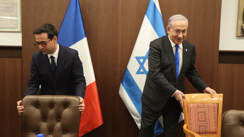 Stéphane Séjournée et Benjamin Netanyahu le 5 février 2024 à Jérusalem
