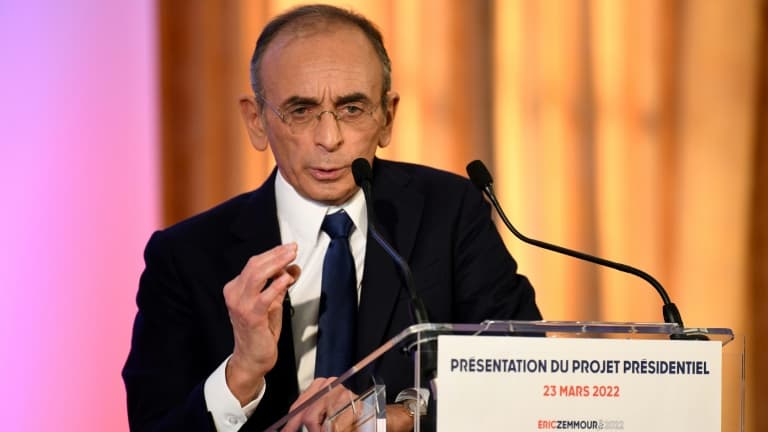 Eric Zemmour, candidat de econquête! à la présidetielle, présente son projet le 23 mars 2022 à Paris