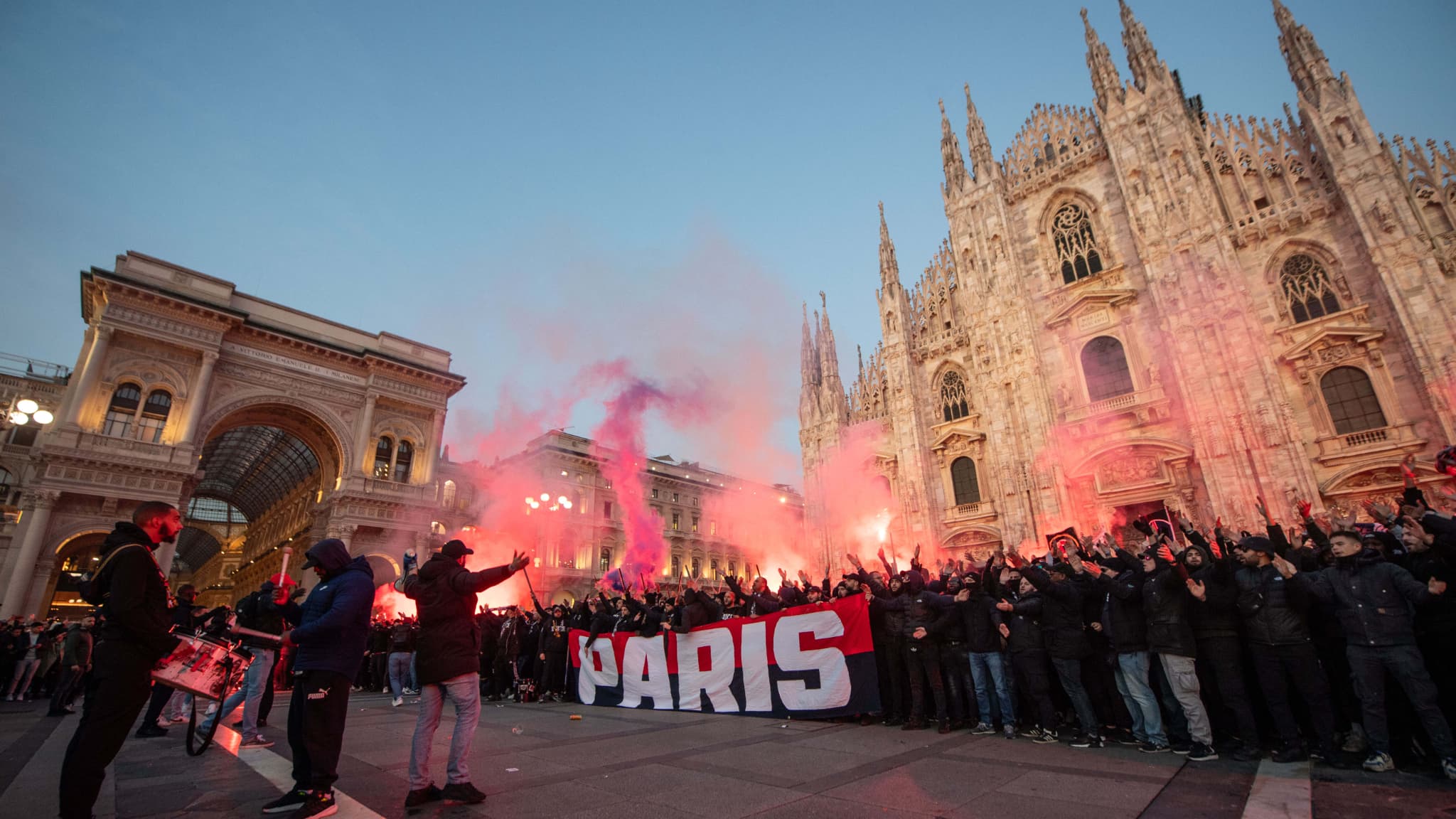 Les supporteurs du PSG à Milan Les supporteurs du PSG à Milan