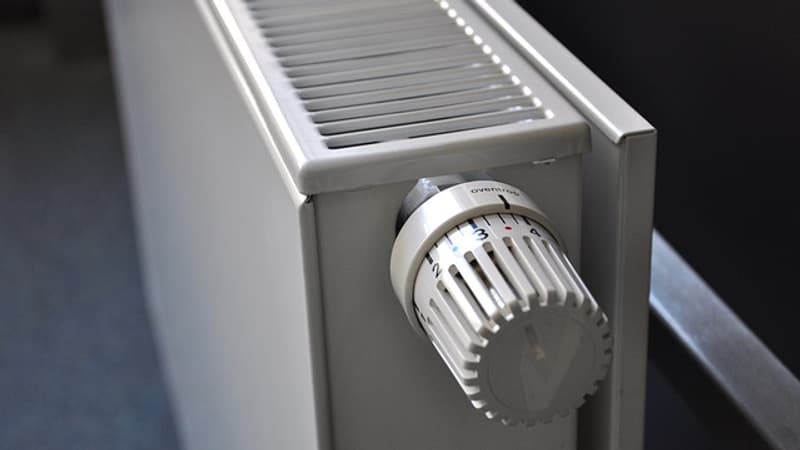 Couper le chauffage, appareils en veille... Les mauvaises et les bonnes idées pour économiser de l'énergie