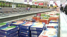 Les rayons des surgelés séduisent moins de consommateurs qu'avant.