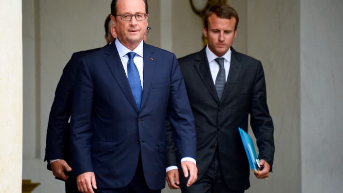 Le président de la République François Hollande (g.) avec son nouveau ministre de l'Economie, Emmanuel Macron, ce mercredi 27 août à la sortie du Conseil des ministres à l'Elysée.