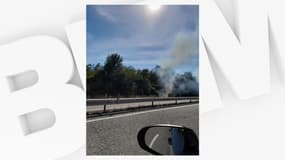 Un incendie est en cours ce mardi au bord de l'A51