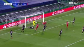 Gnabry sur le deuxième but