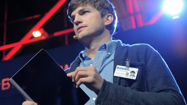 Le Chinois Lenovo, qui s'est payé l'acteur américain Ashton Kutcher comme égérie, a sorti une tablette multimode qui peut devenir un ordinateur une fois fixée à un clavier.