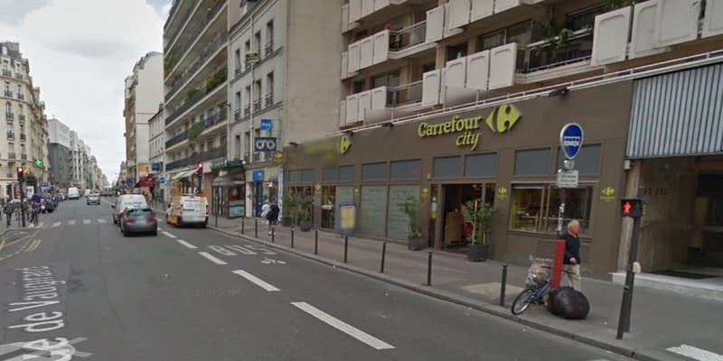 Carrefour City, rue de Vaugirard.