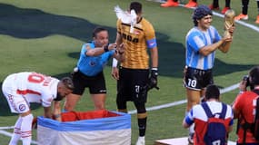 L'hommage chargé d'Argentinos Juniors à Diego Maradona