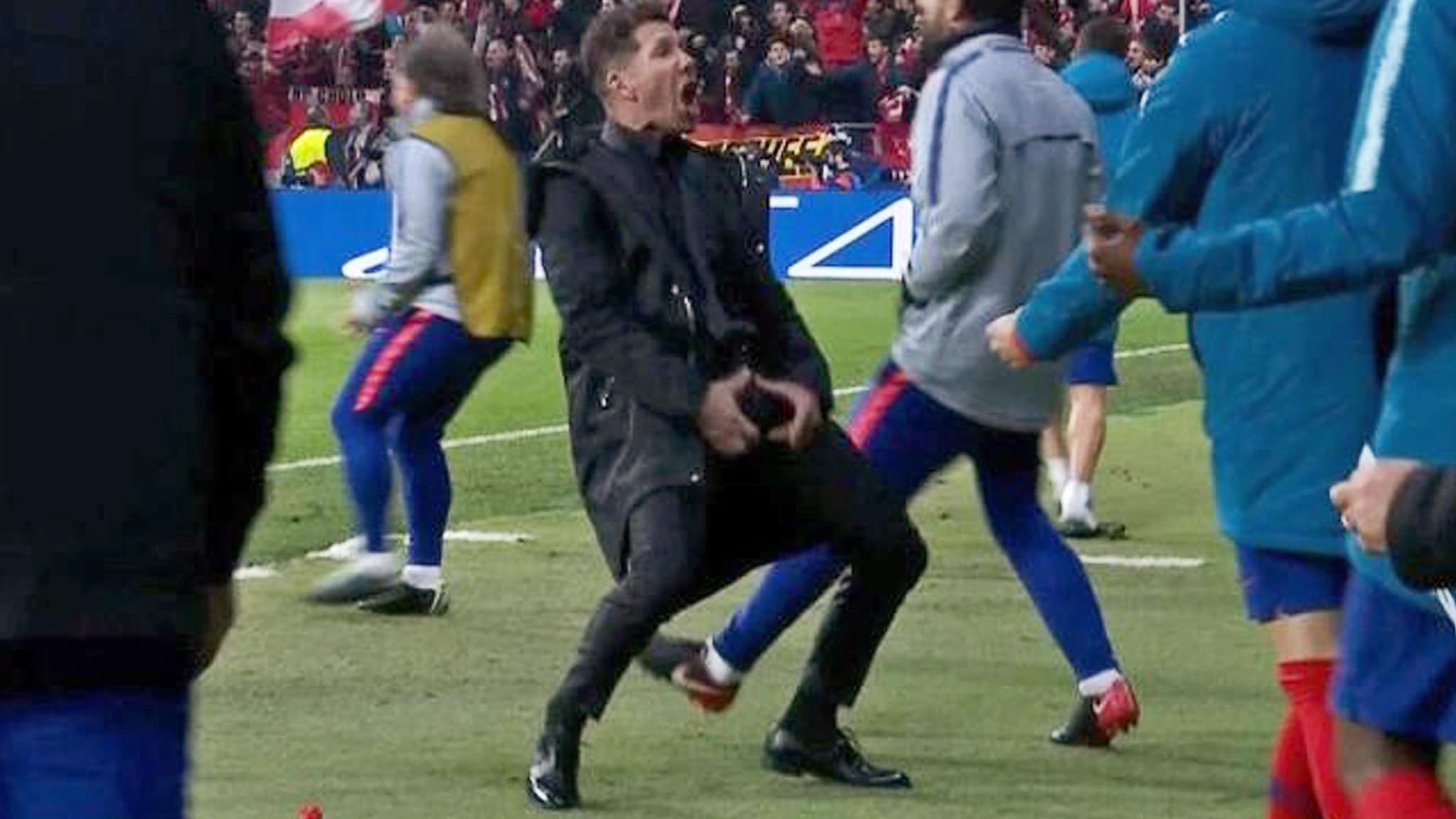 Simeone est content, mais pas très classe Simeone est content, mais pas très classe