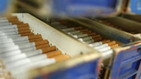 Des cigarettes dans des boîtes à la Manufacture corse des tabacs (Macotab), le 8 février 2023 à Furiani (PHOTO D'ILLUSTRATION). 