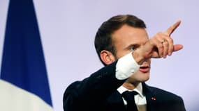 Le président Emmanuel Macron a annoncé une réponse "intraitable" aux violences qui ont éclaté sur l'île de la Réunion.