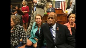 John Lewis (à droite) ne participera pas à la cérémonie d'investiture de Donald Trump