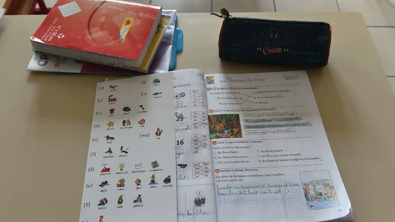 Un cahier d'exercices d'un élève de primaire en 2018 (photo d'illustration)