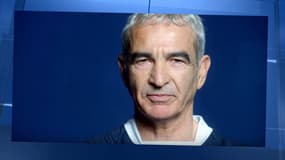 Raymond Domenech dans la campagne "Je ne supporte pas les bleus" tre les violences conjugales de l'association "Elles imaginent". 