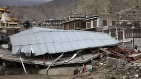 Habitations détruites par des crues éclair, à Leh, dans le nord de l'Inde. Paris était toujours sans nouvelles mercredi de trois touristes français au Ladakh, région du nord de l'Inde touchée par des inondations, dont le décès a été annoncé mardi par les