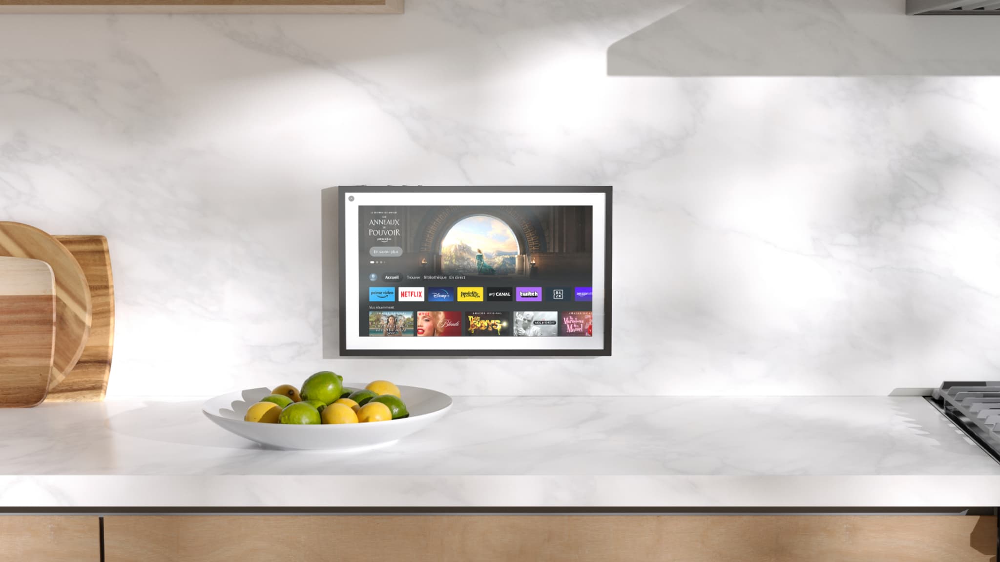 Le tableau connecté Echo Show 15 accueille l'interface Fire TV.