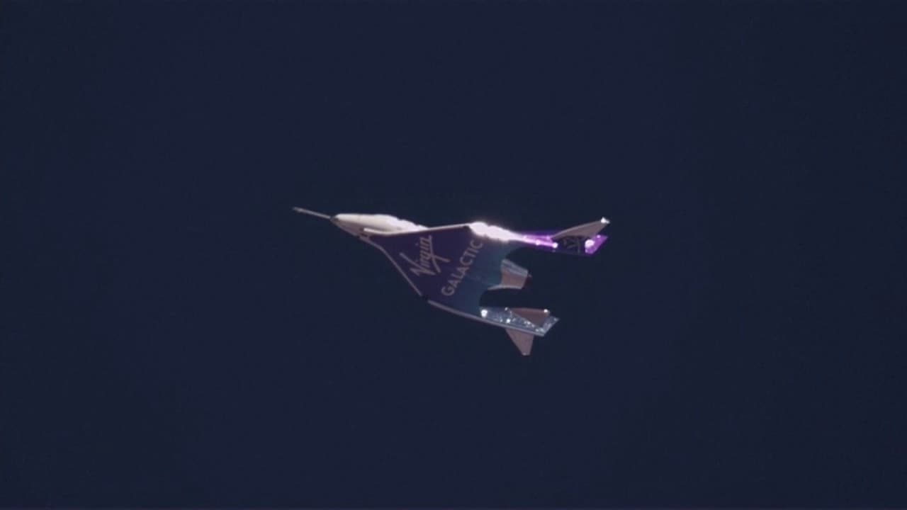 Le premier vol du VSS Unity de Virgin Galactic avec des touristes à bord le 10 août 2023.