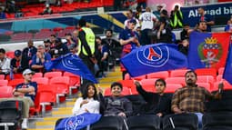Des supporters du PSG au Qatar en décembre 2025