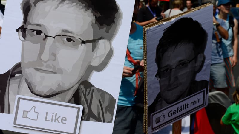 Edward Snowden a été récompensé par d'anciens membres de la CIA.