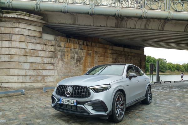 Le prix de départ de ce Mercedes-AMG GLC Coupé 63S E Performance est de 141.300 euros. Notre version à l'essai grimpe, options incluses, à 160.050 euros.