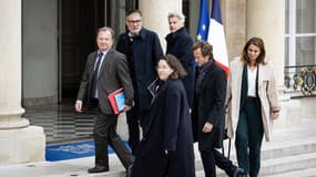 Les dirigeants du PS, du PCF et des Ecologistes arrivent à l'Elysée le 11 octobre 2025