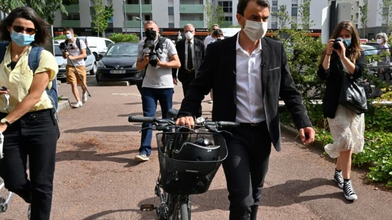 Coronavirus: le maire de Lyon favorable au port du masque obligatoire "dans les lieux publics clos"