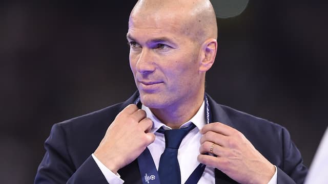 Après ses triomphes au Real, la "suite logique" pour Zinedine Zidane se trouve chez les Bleus.