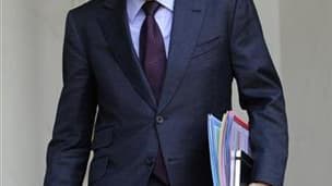 Le premier ministre François Fillon a déploré dimanche la forte abstention au premier tour des élections cantonales et appelé à la mobilisation des électeurs pour le second, estimant que rien n'était joué dans de nombreuses circonscriptions. Selon les pro
