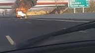 Un bus en feu sur la rocade toulousaine - Témoins BFMTV