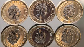 Des pièces de £1 à l'effigie de la reine Elizabeth II, à Londres, le 28 mars 2017