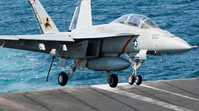 Un avion de l'armée américaine venant de conduire des missions contre des positions de l'Etat islamique, le 23 septembre 2014.