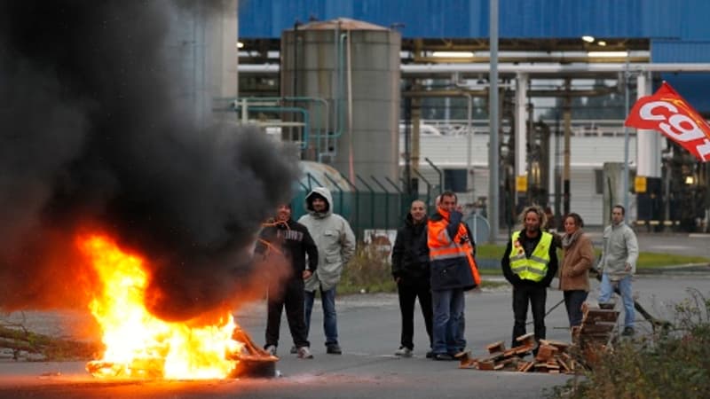 Grève: les livraisons interrompues dans les raffineries de TotalEnergies