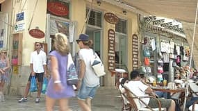 Reportage - Les touristes grecs ont déserté l'île d'Hydra