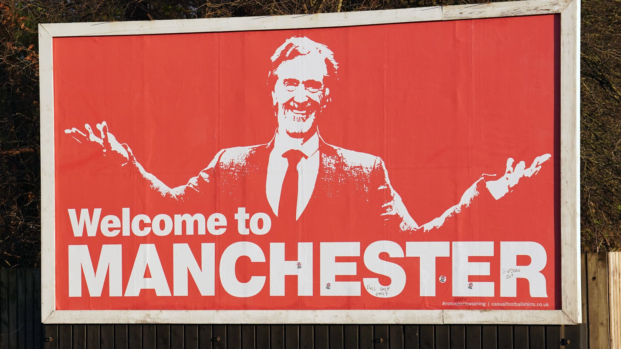 Un panneau souhaitant la bienvenue à Jim Ratcliffe à Manchester United, en décembre 2023 Un panneau souhaitant la bienvenue à Jim Ratcliffe à Manchester United, en décembre 2023