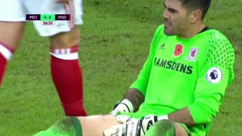 Victor Valdes s'est relevé malgré une belle entaille sur la cuisse.